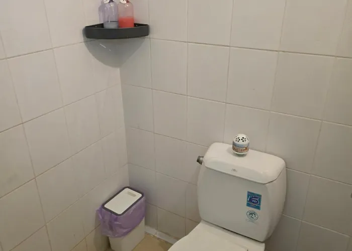 J Place 204 With Fan Free Wifi, Near Skytrain Apartment *